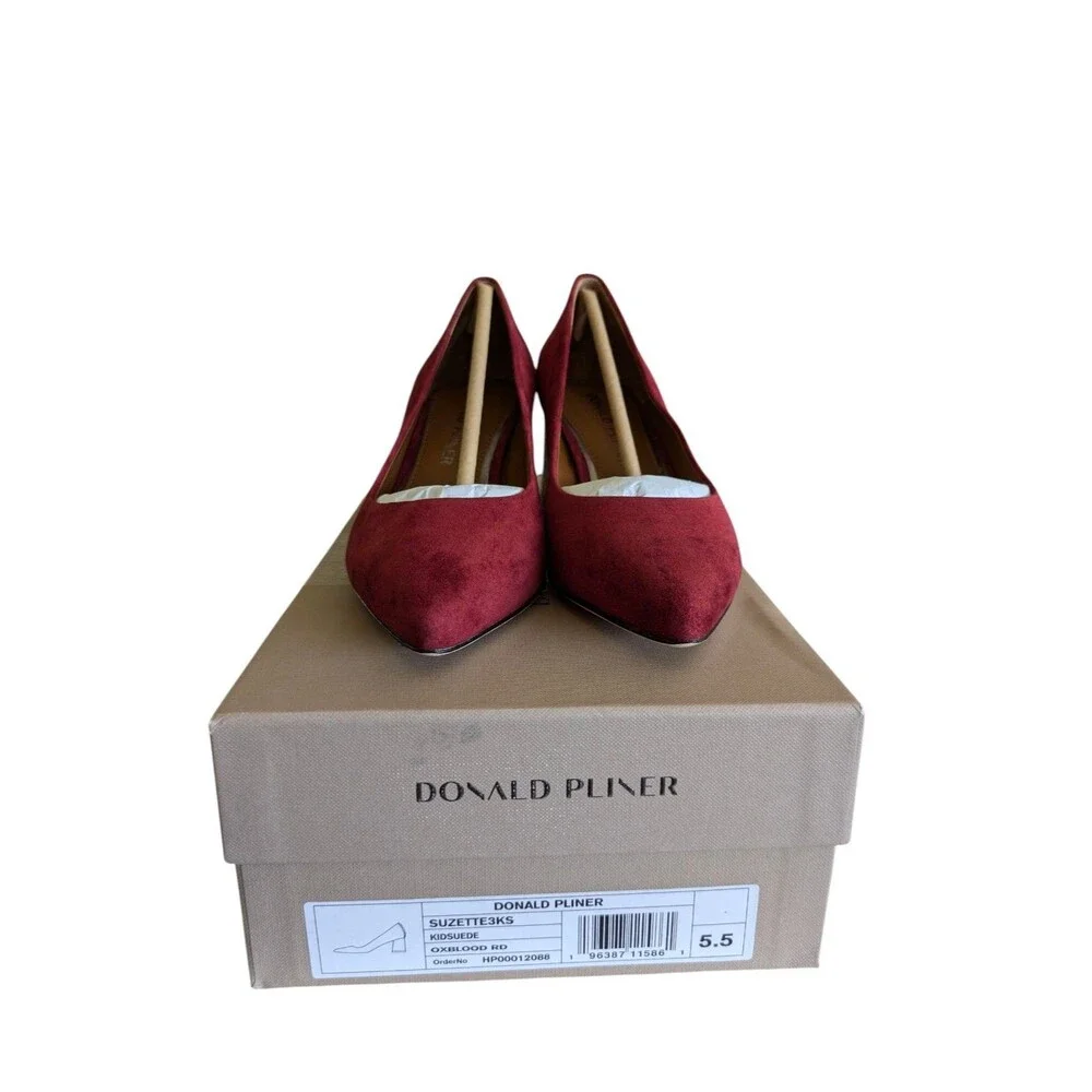 Donald Pliner Suzette Suede Block-Heel Pumps Size 5.5